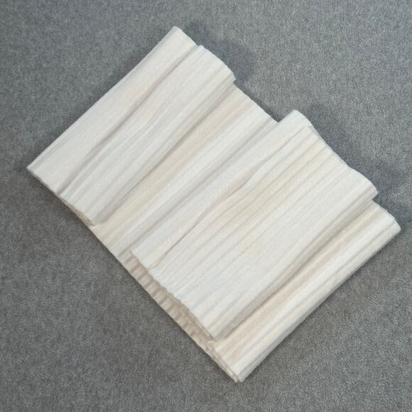 Coldwater Creek Cream Pleated Fleece Scarf 10” X 74” Winter Rectangle - Picture 2 of 5